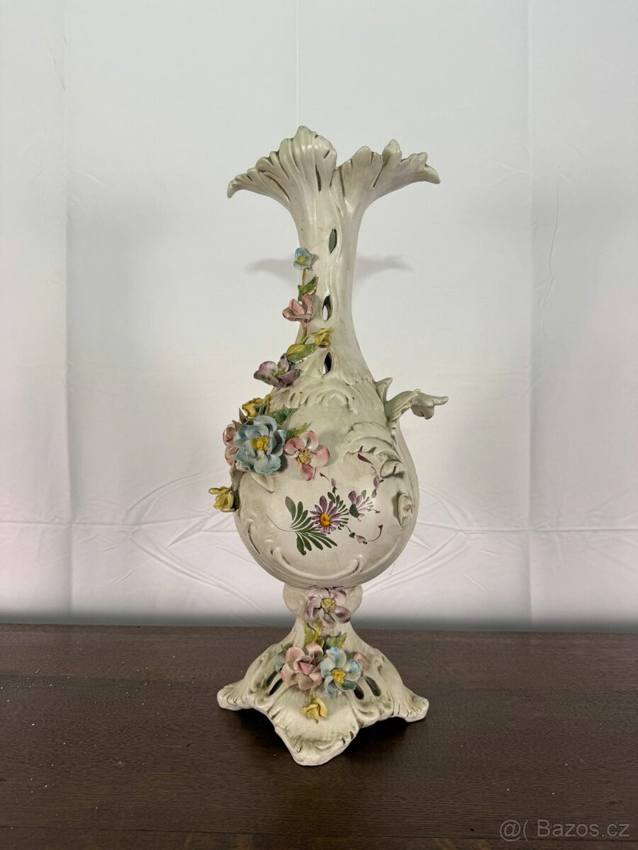 Porcelánová váza (135029)