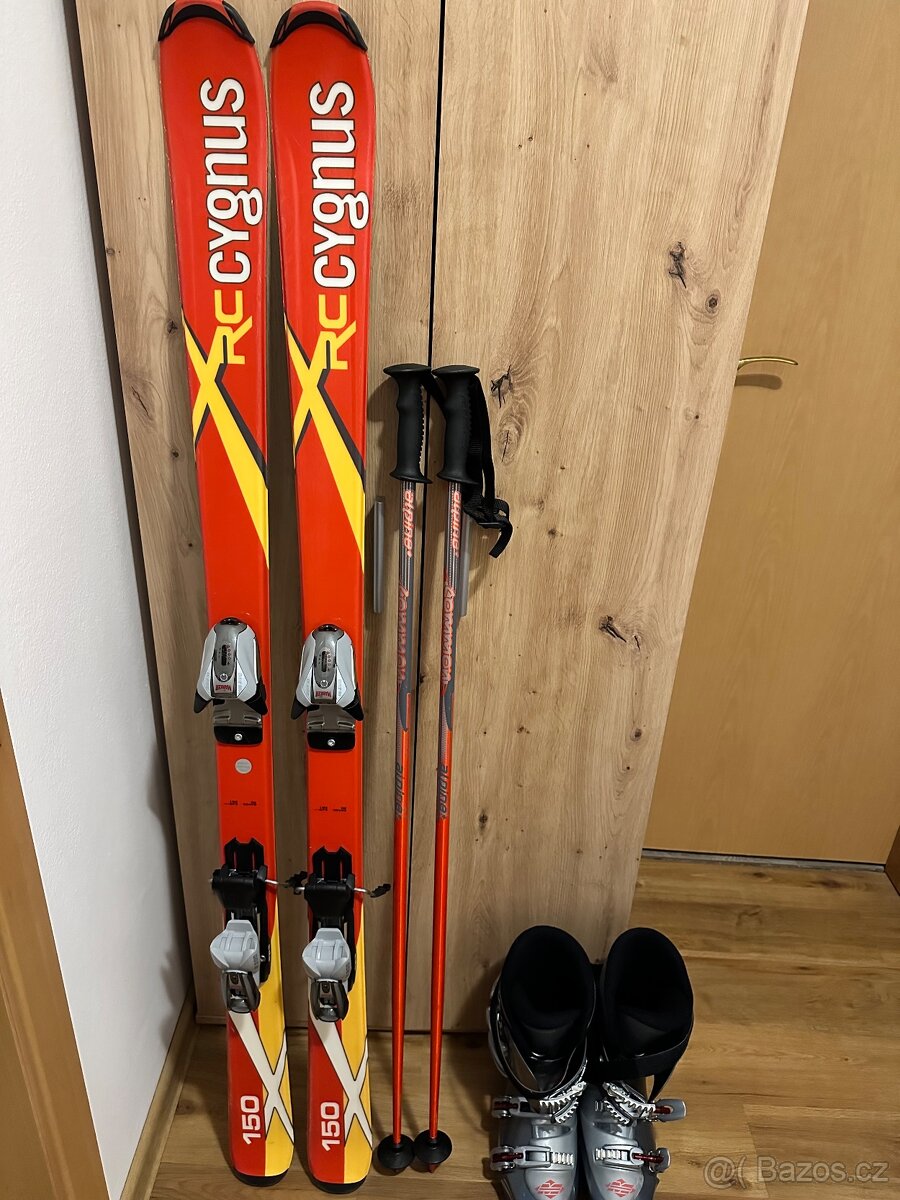 Lyže Cygnus 150 cm + lyžařské boty + hůlky + vaky
