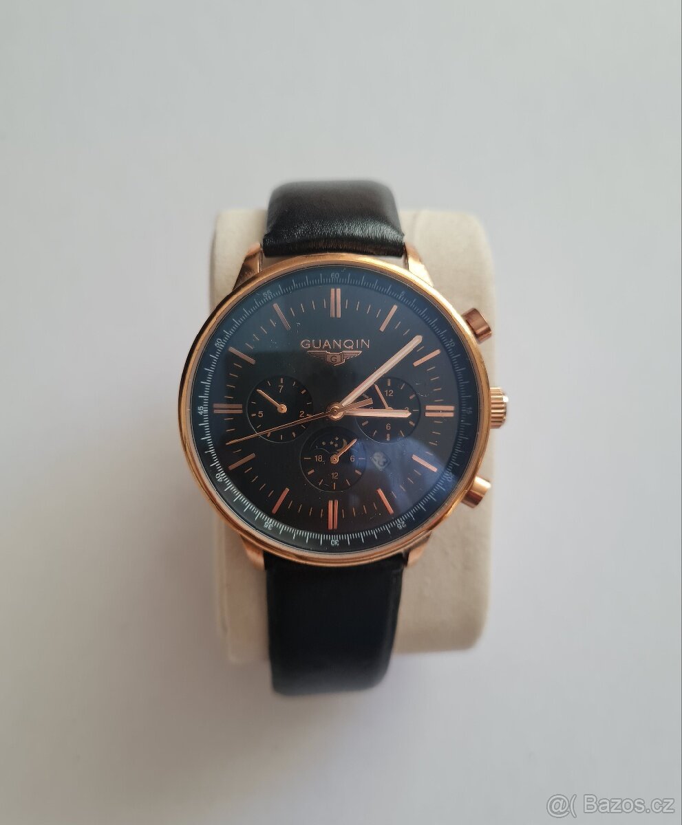 Elegantní quartzové hodinky