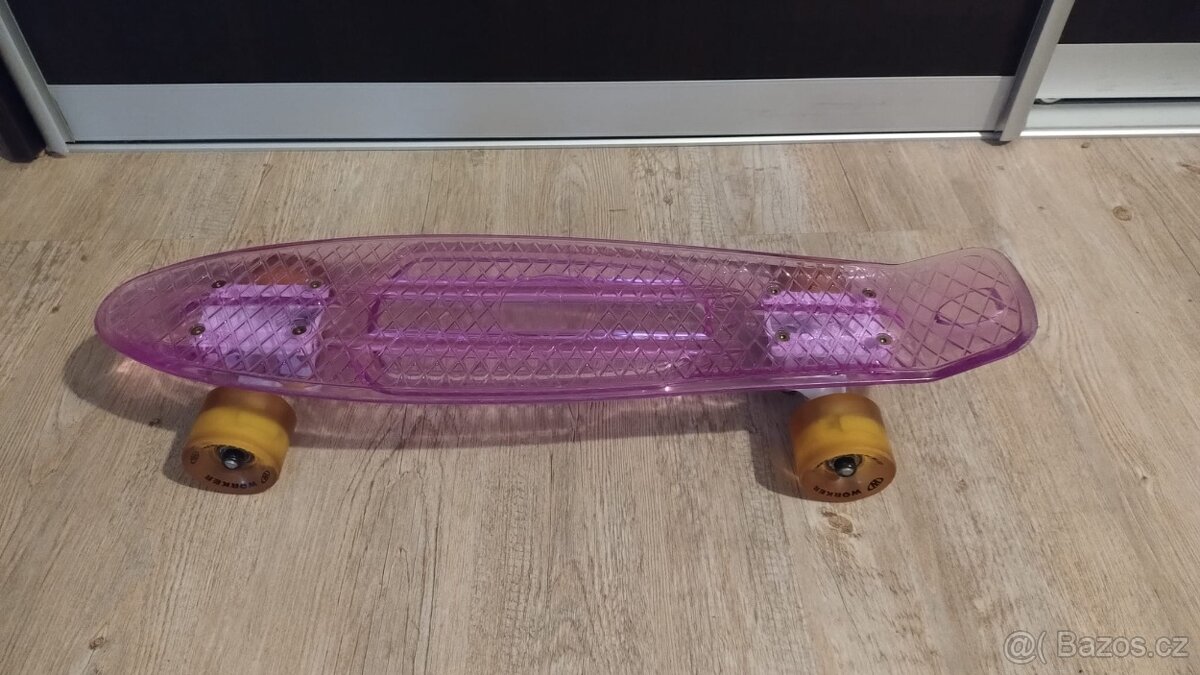 Pennyboard Worker, fialový