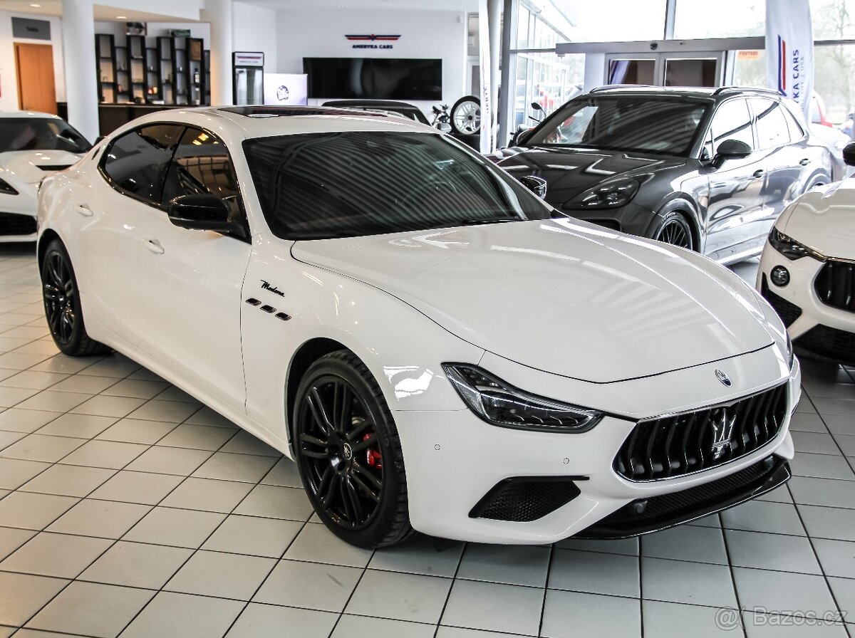 Maserati Ghibli S Q4 Modena