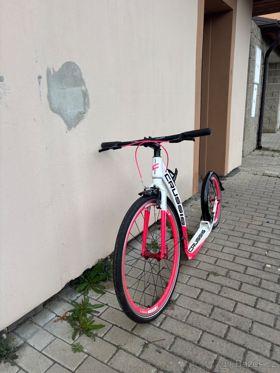 Koloběžka Crussis