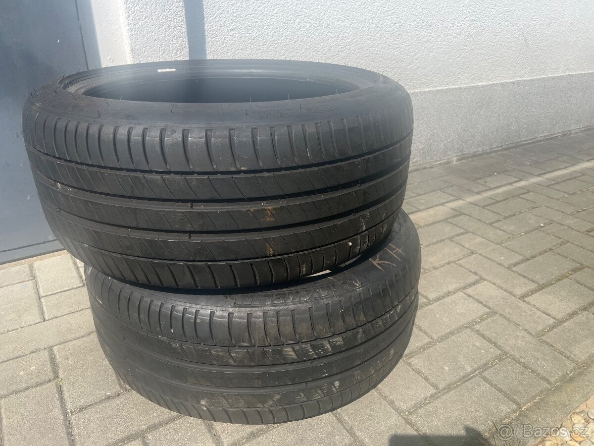 Michelin 245/40/19