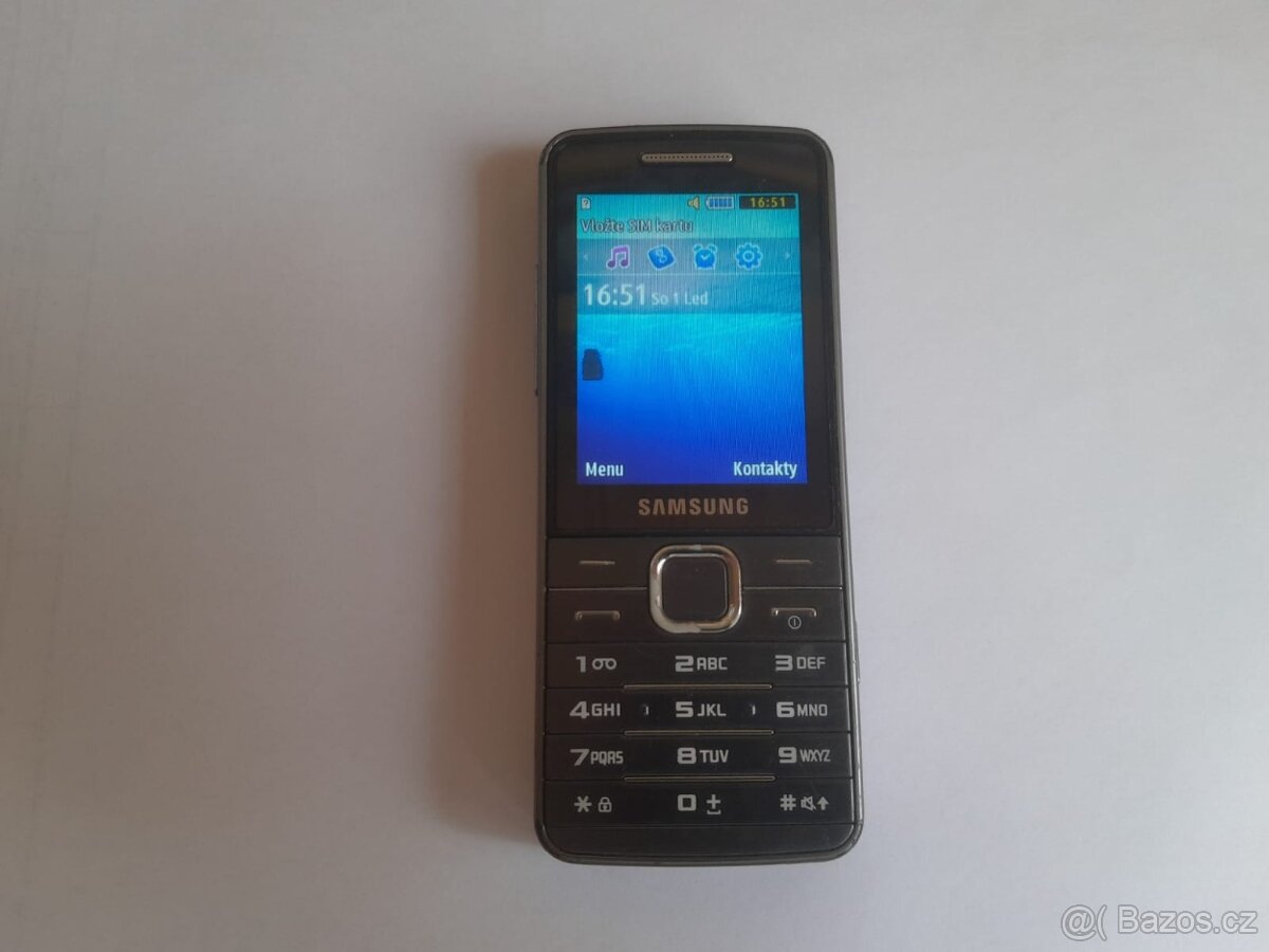 Samsung GT-S5610 (2)