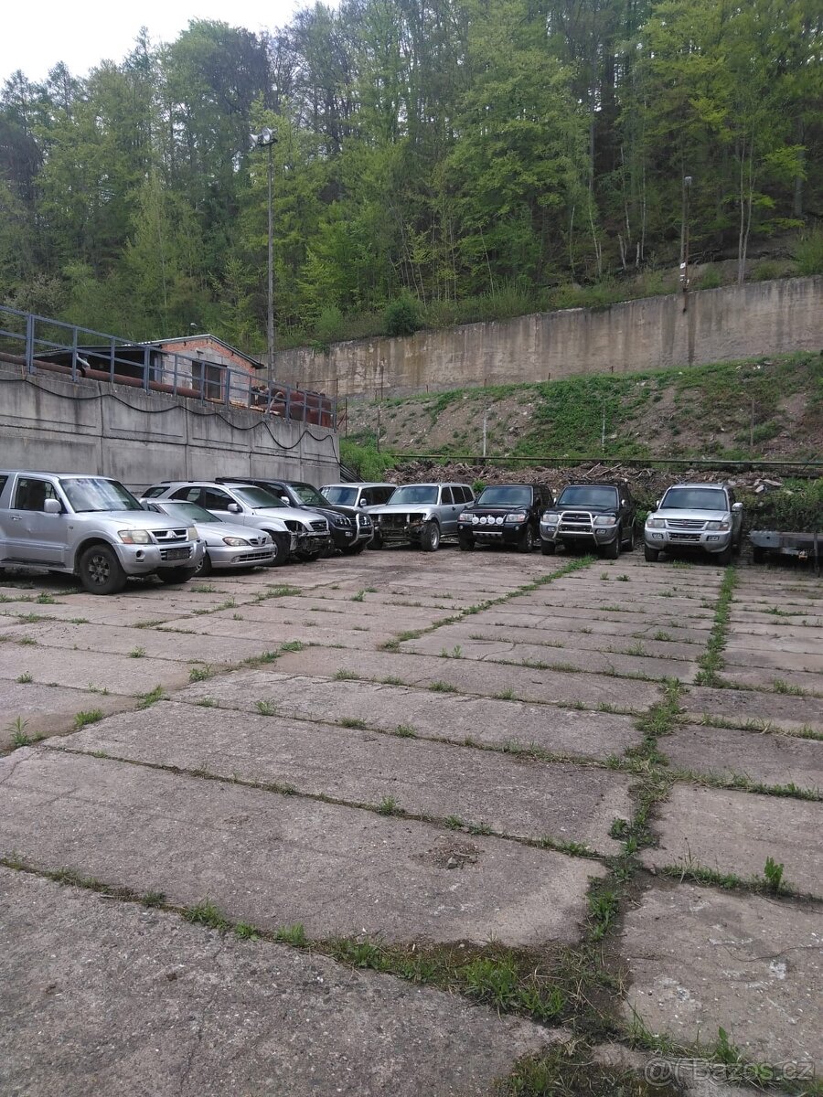 Mitsubishi Pajero 3,2 automat i manuál