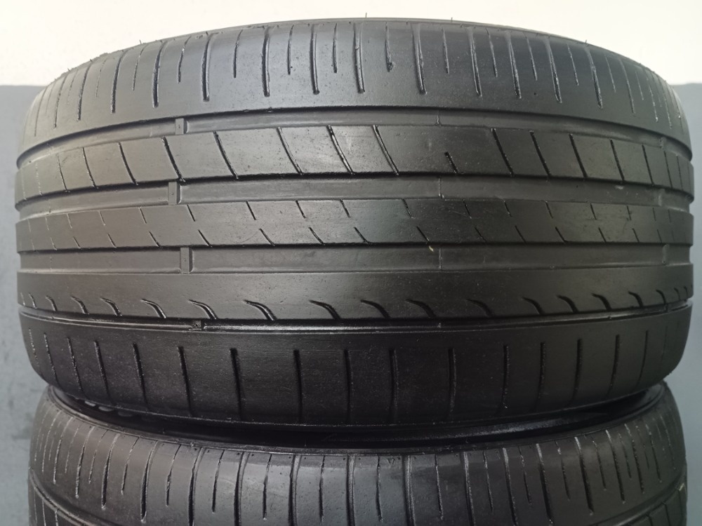 225/40 R18 IMPERIAL (3820)