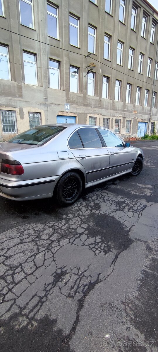 Bmw e39 2.5 TDS manual