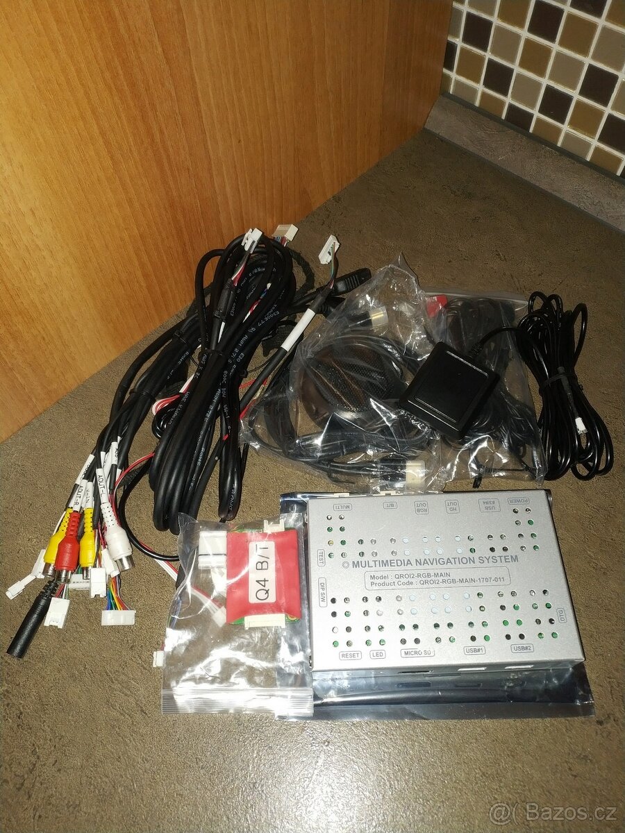 Android BOX Q-ROI 2 RGB/HDMI (multimédia, navigace)