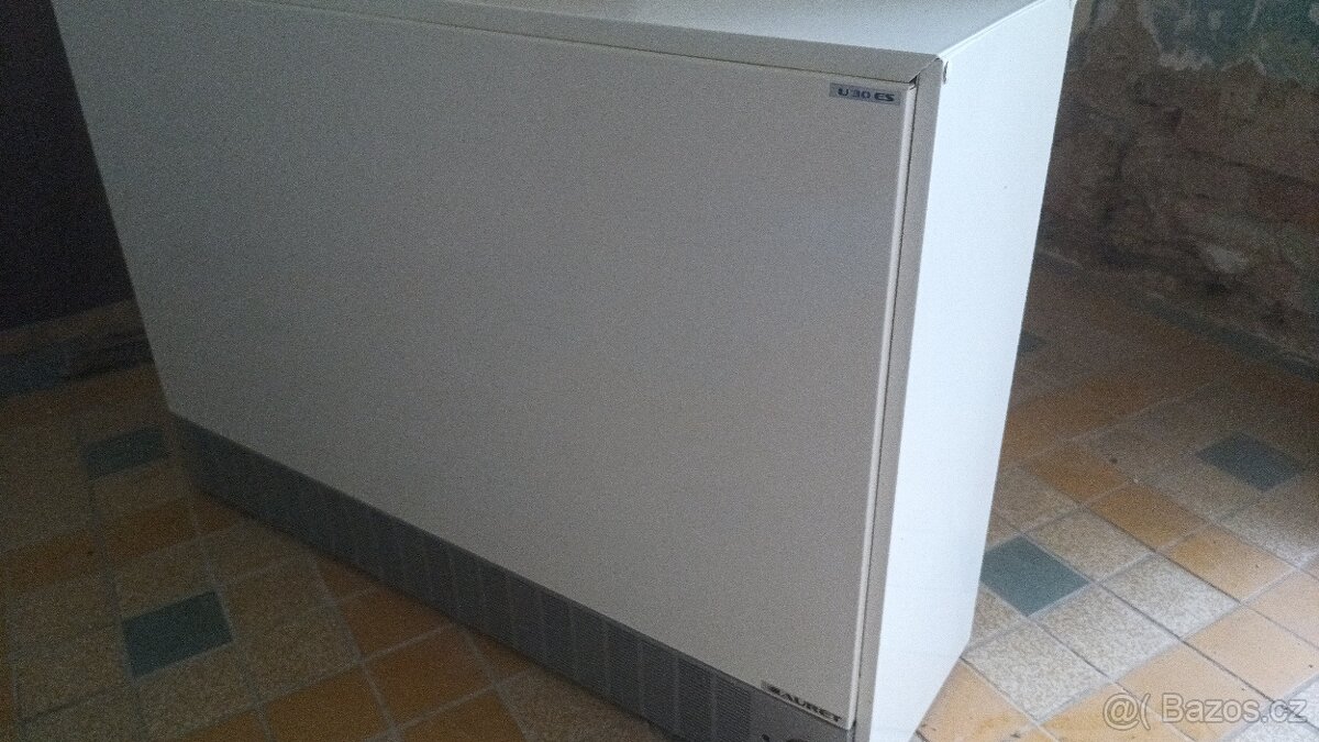 Auret Akumulační kamna U 30 ES zánovní