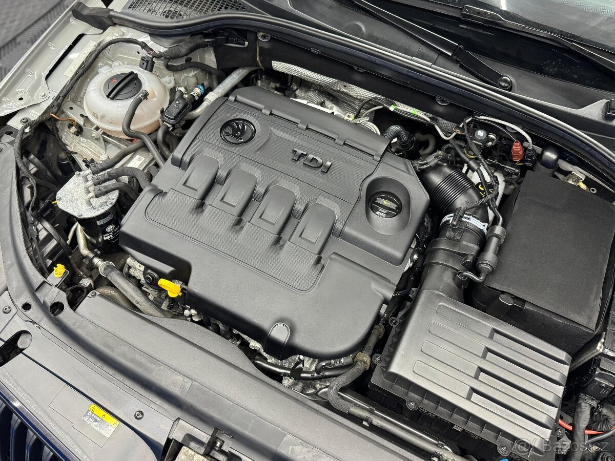Škoda octavia RS Octavia RS 2.0 TDI – garážovaná, bez invest