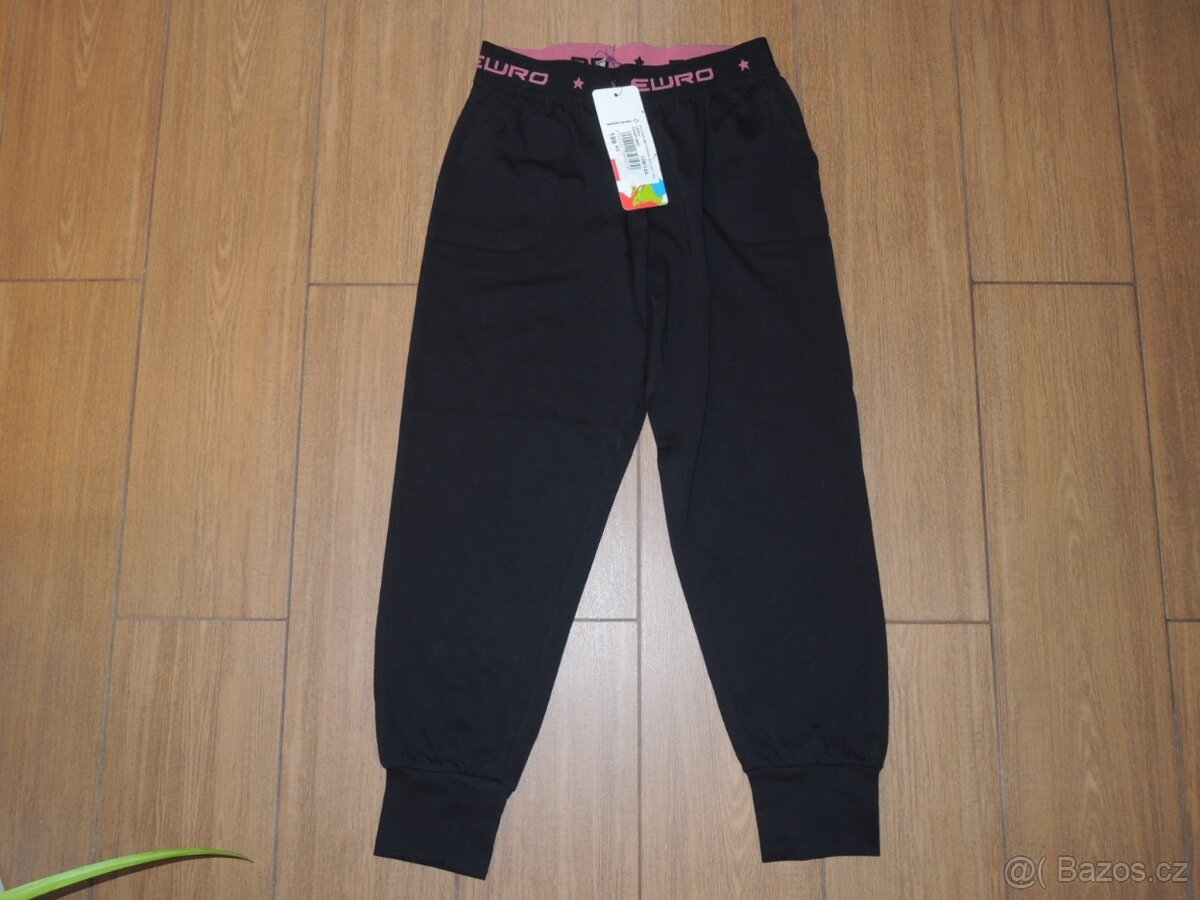 Dívčí tepláky Lewro