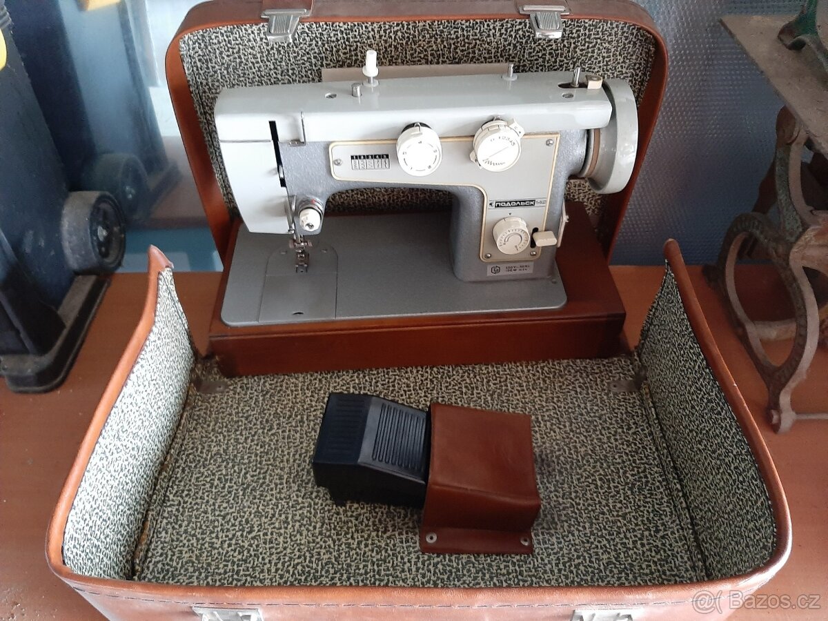 Šicí stroj