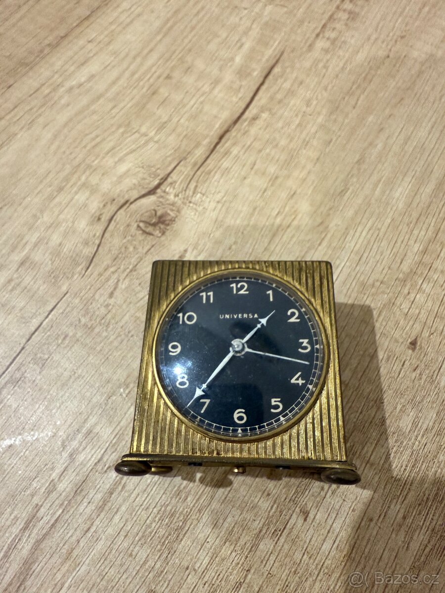 Starý cestovní budík, 5x5,5 cm