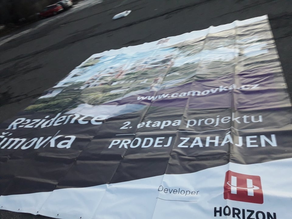 Nové plachty na zakrytí