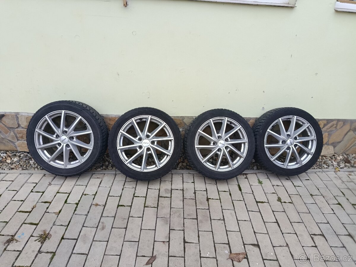 ALU sada kol 225/55R17Hyundai i30