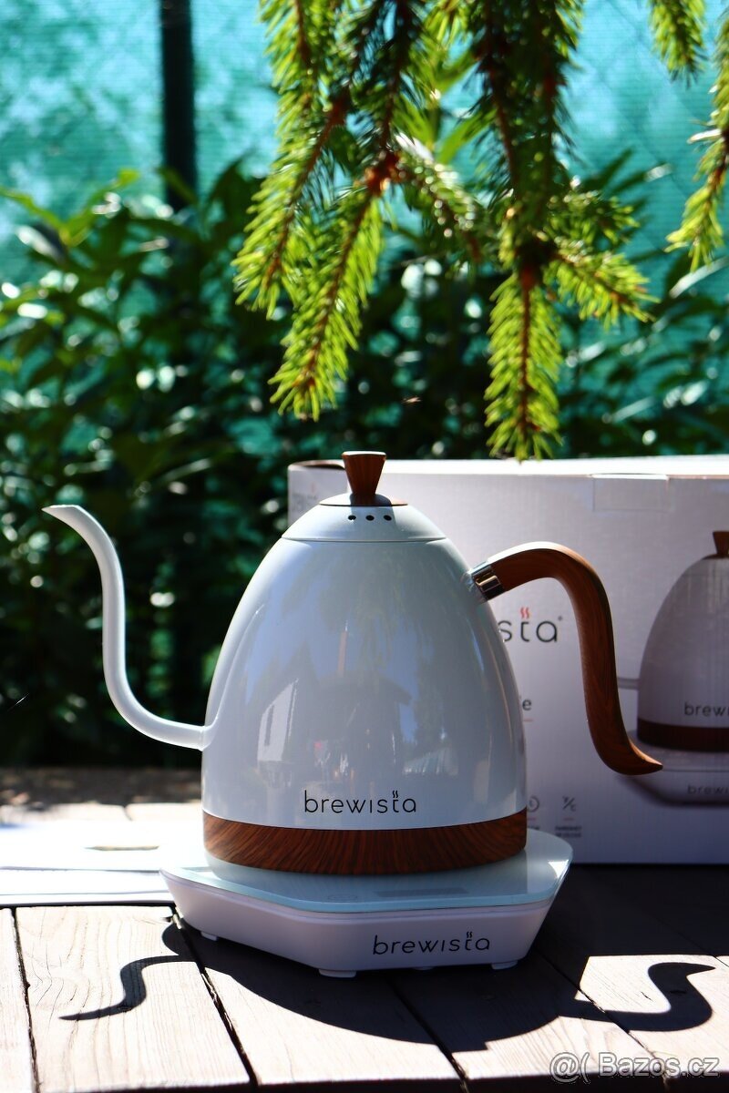 Digitální rychlovarná konvice Brewista Artisan Pearl White