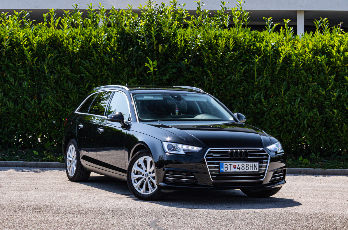 Audi A4 Avant 3.0 TDI 160kW quattro S tronic / TOP STAV /