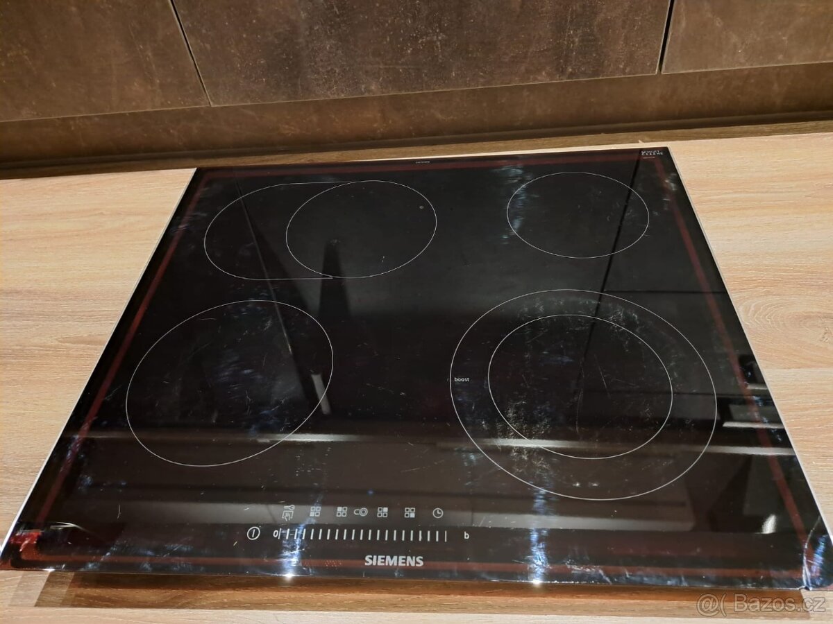 Sklokeramická deska Siemens ET675FNP1E