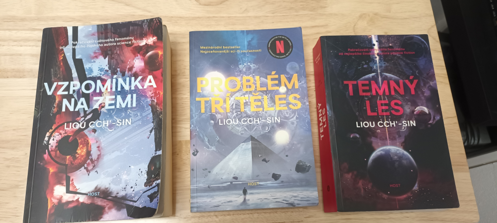 Problém tří těles, Temný les, Vzpomínka na Zemi