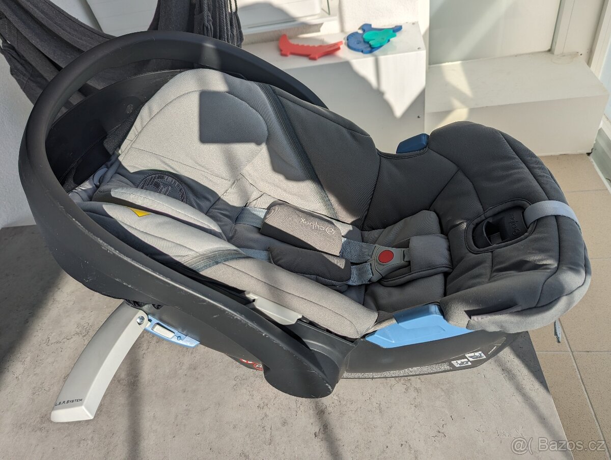 Autosedačka vajíčko Cybex Aton 5 2020 Soho Grey