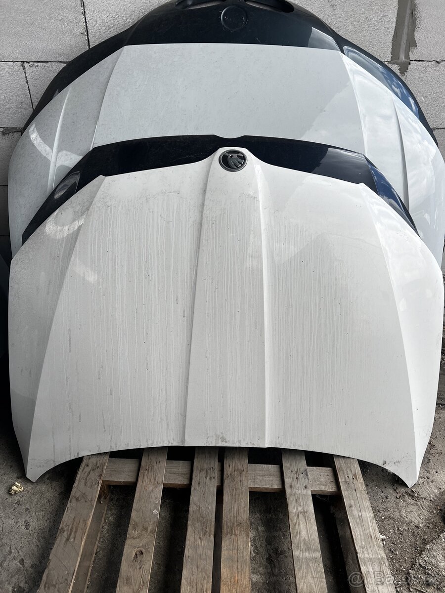 Kapota Škoda Octavia III