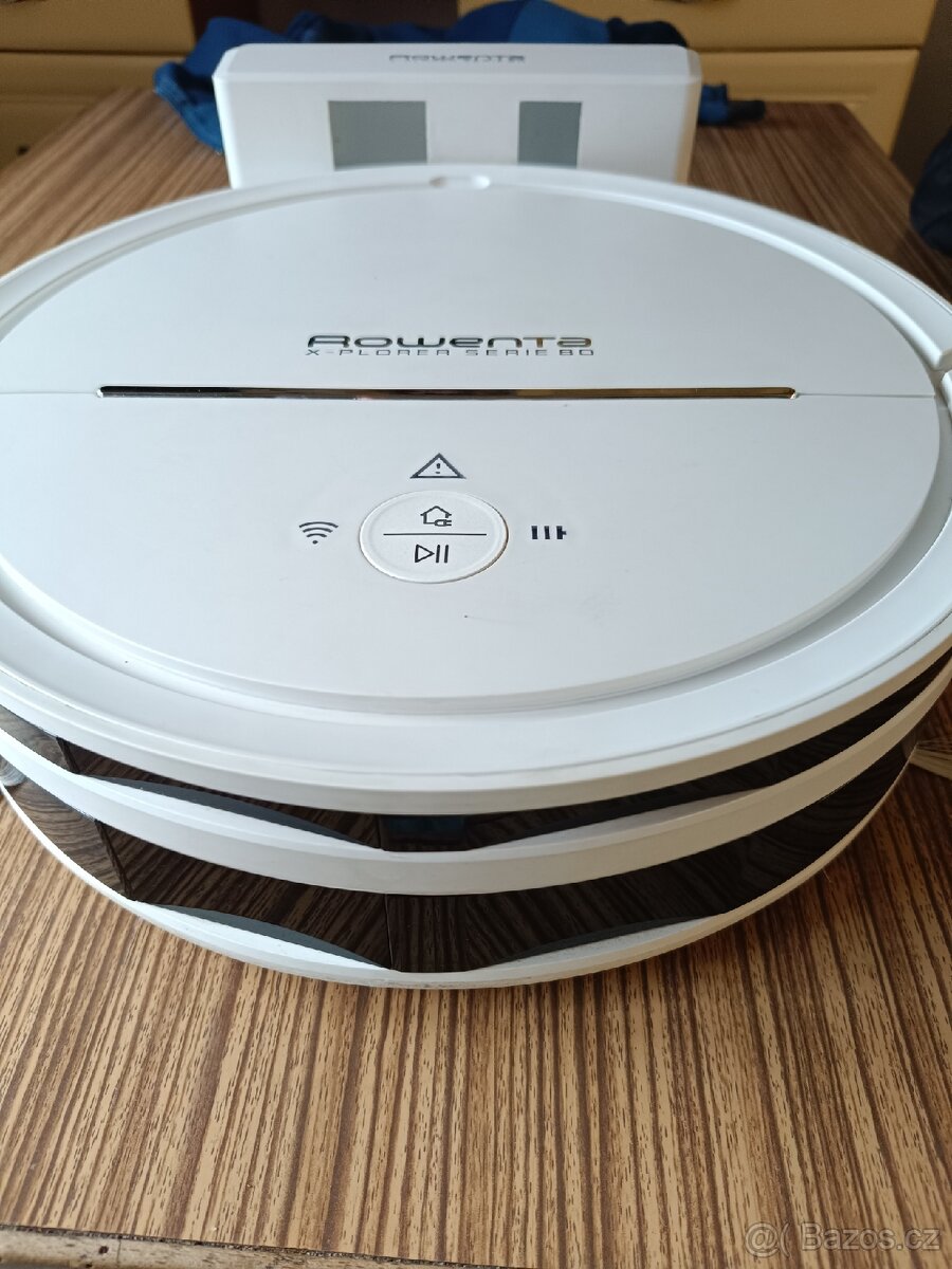 Robotický vysavač Rowenta Serie 80