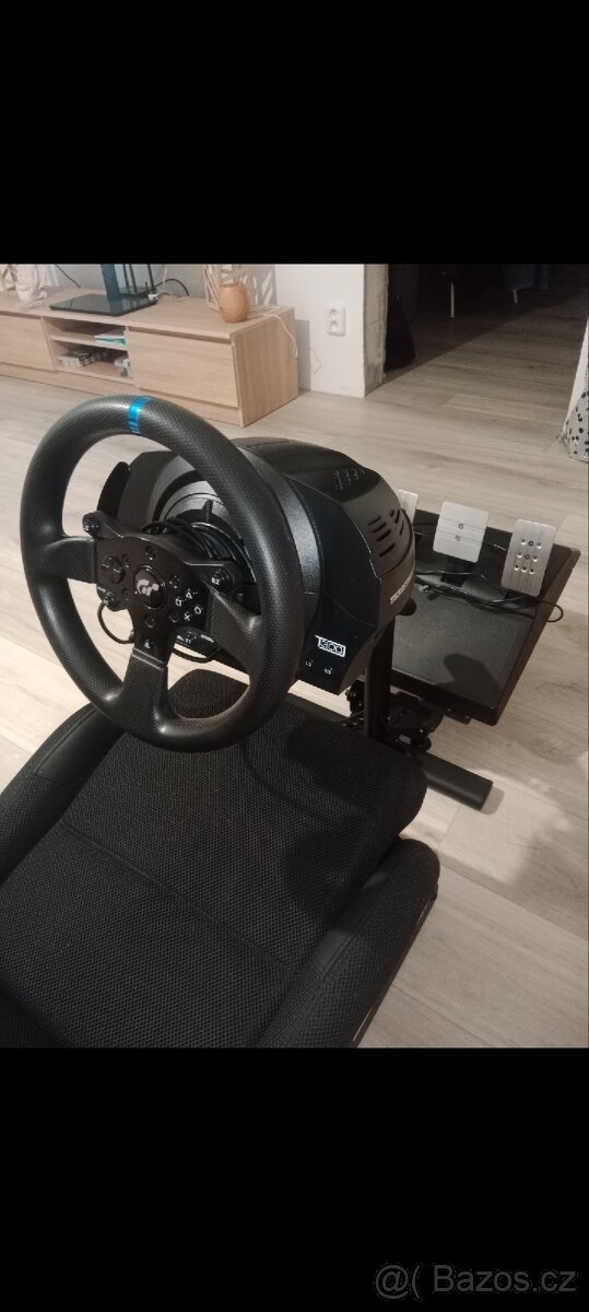 Thrustmaster t300