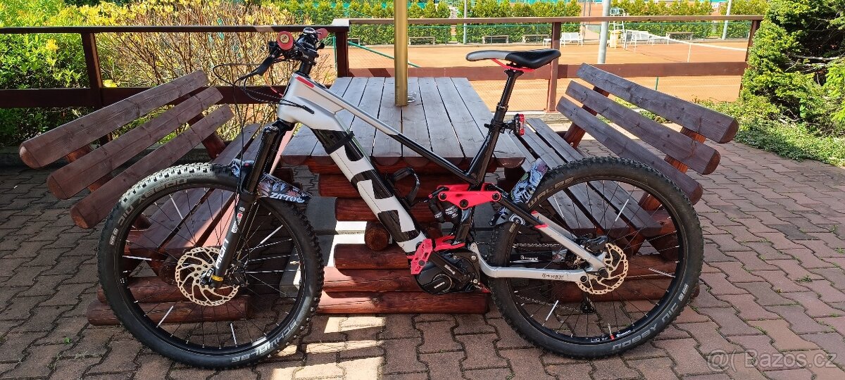 Celo odpružené elektrokolo Husqvarna Mc 5