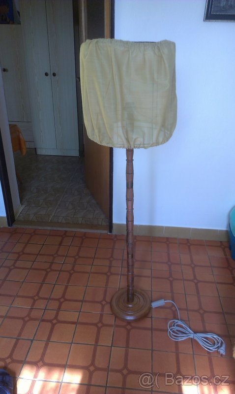 Dřevěné lampy