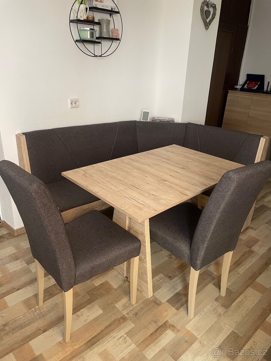 Jídelní rohový set