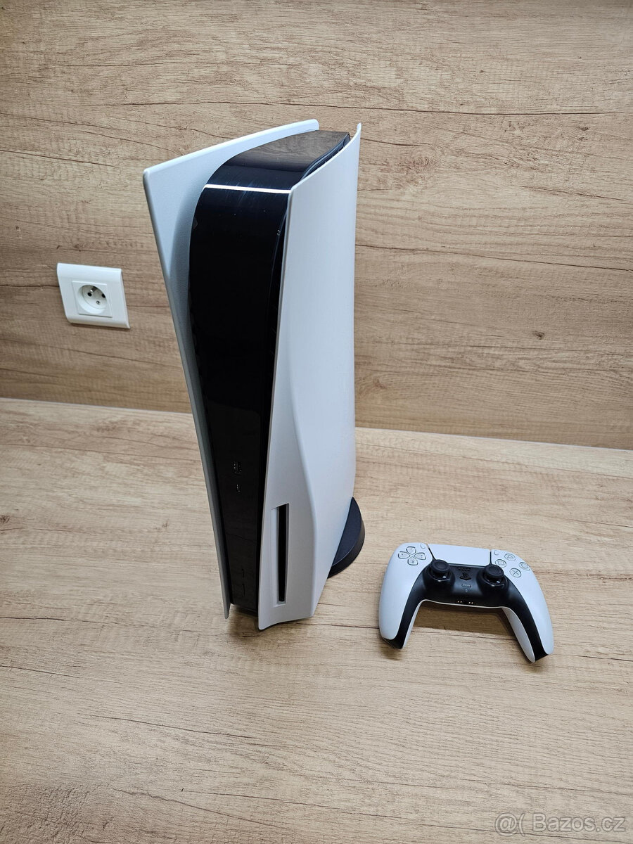 Sony PS5 BD + 2TB Crucial P5 Plus
