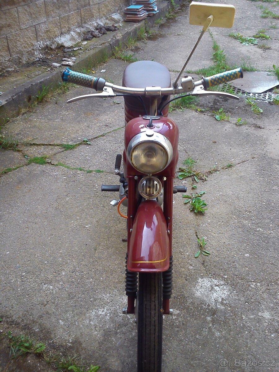 PRODÁM JAWA 555