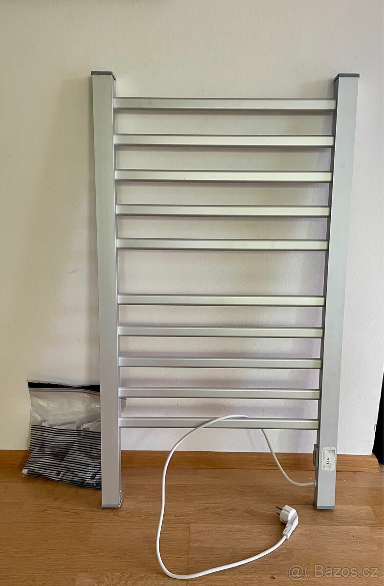 Elektrický topný žebřík Olpe stříbrný, 150 W, 95 x 53 cm