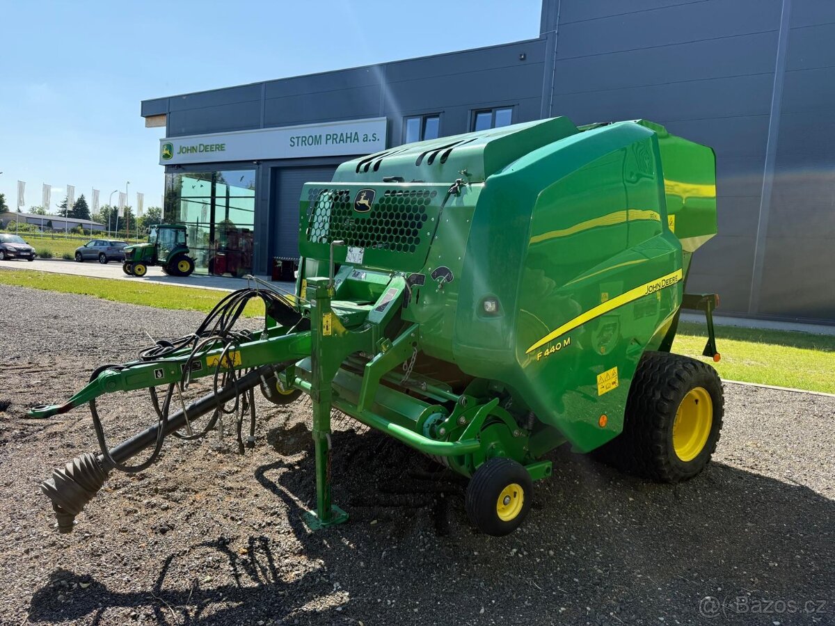 Lis John Deere F440M