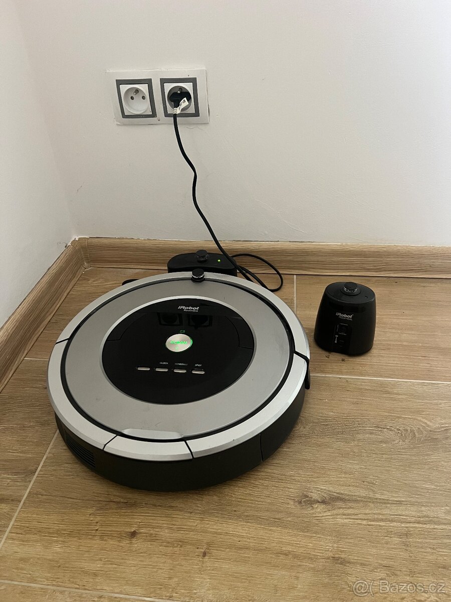 Robotický vysavač iRobot