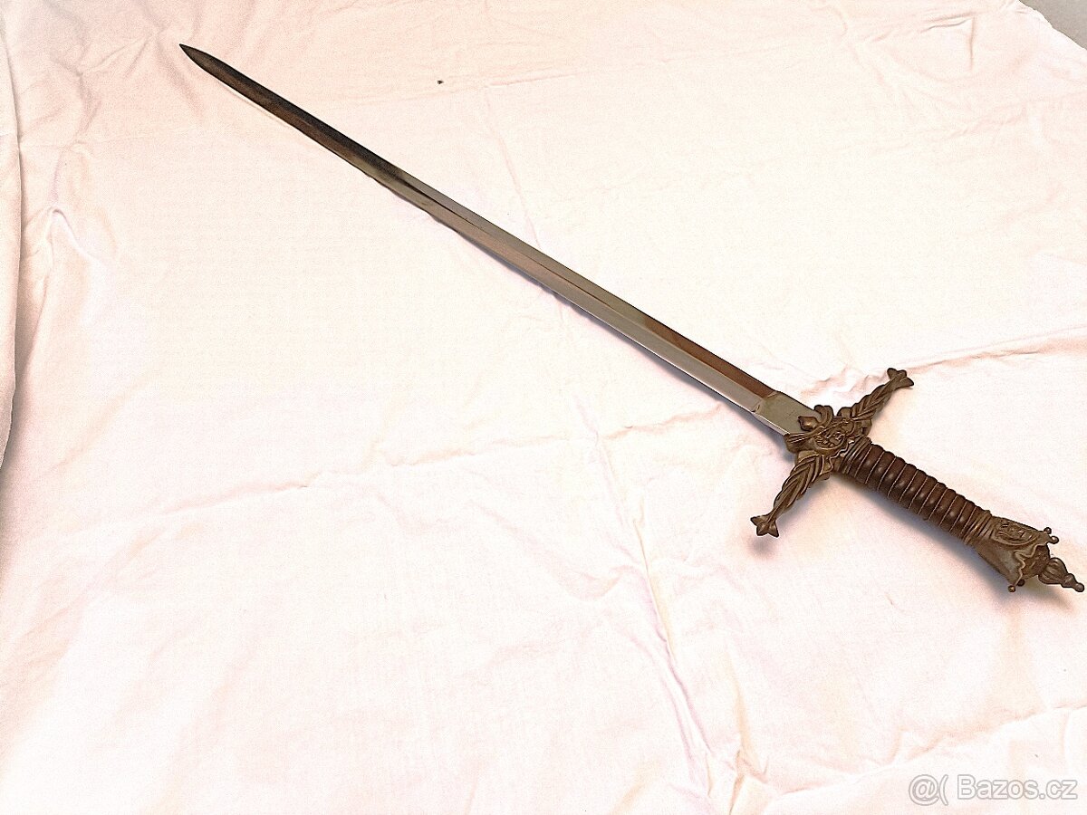 Repliky rytířských mečů a katana