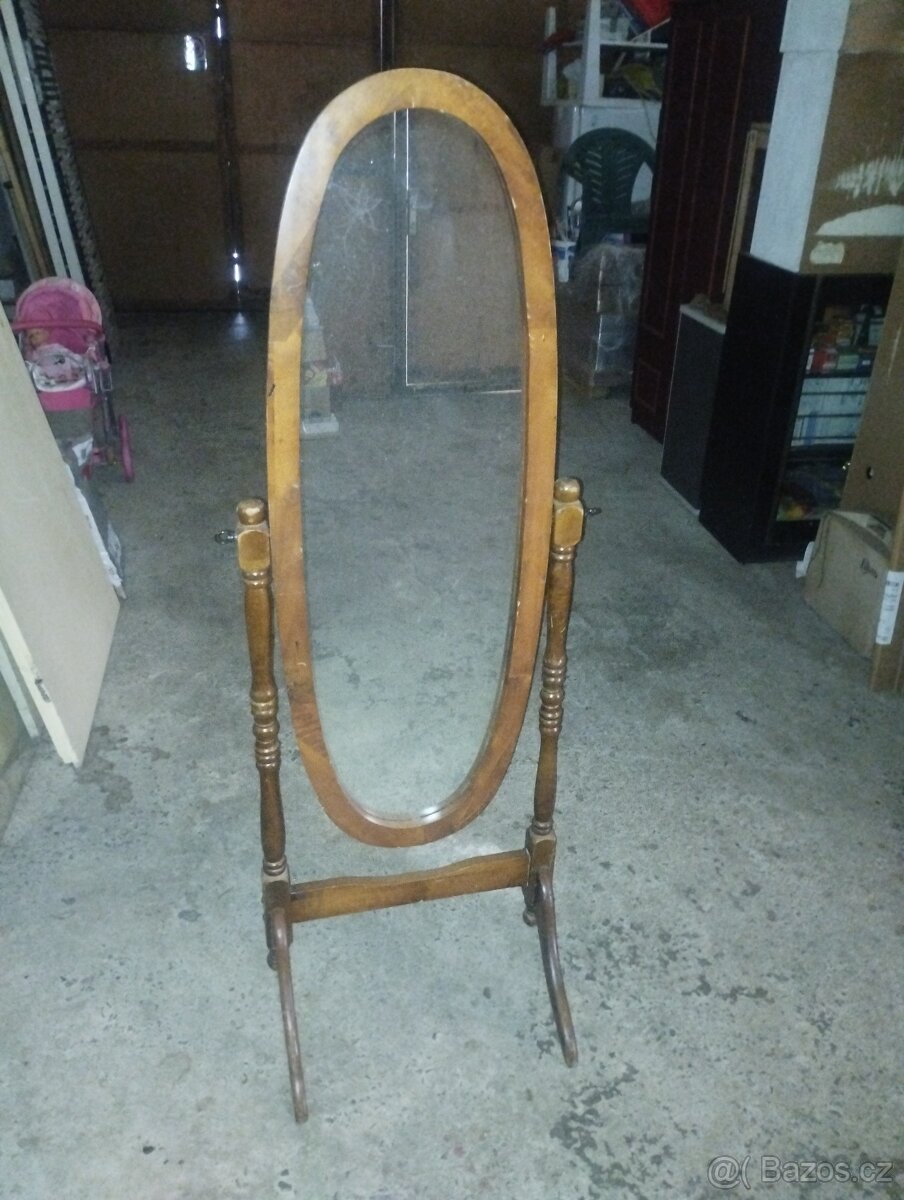 Stojanové zrcadlo