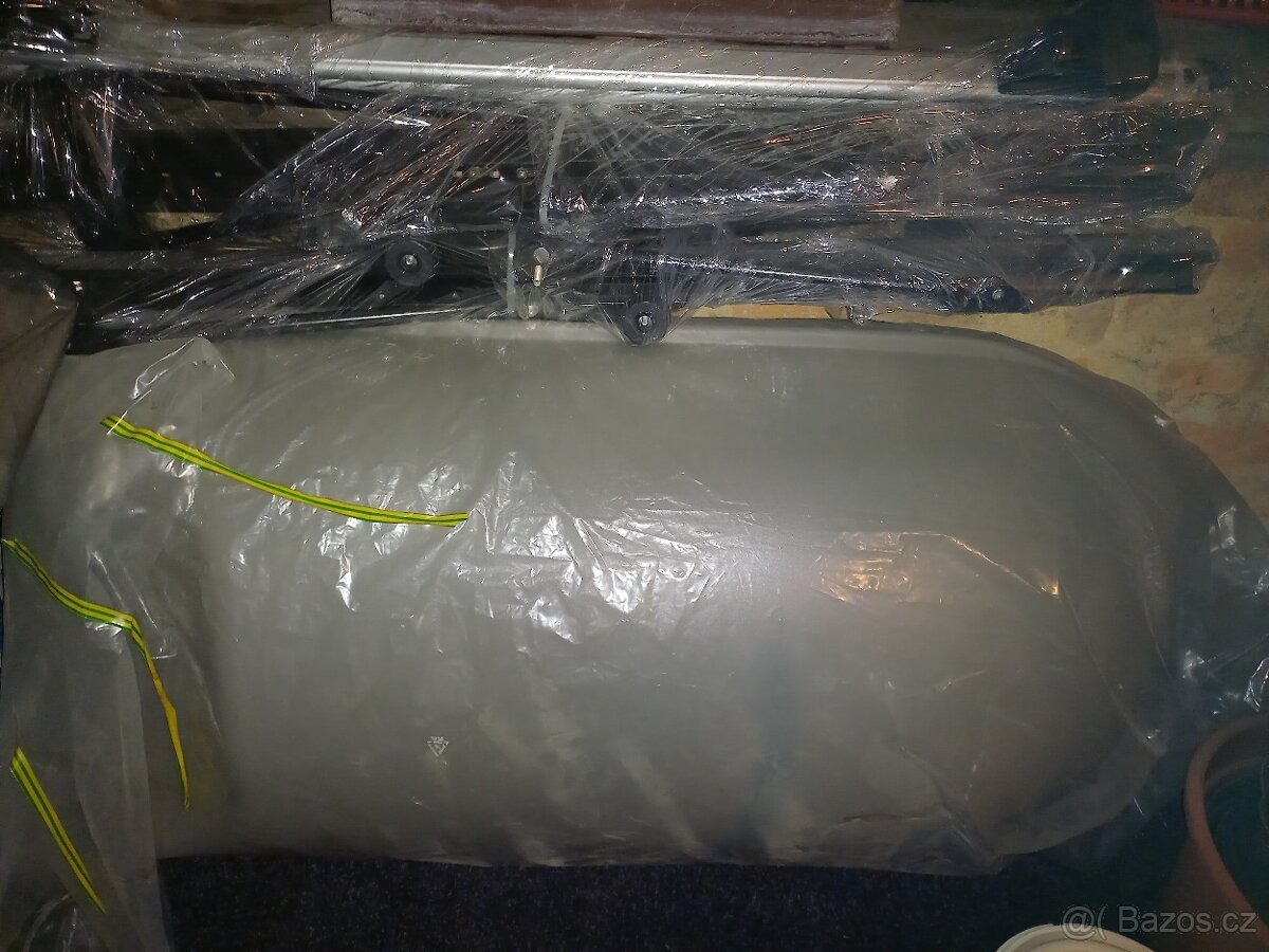 Prodám střešní komplet