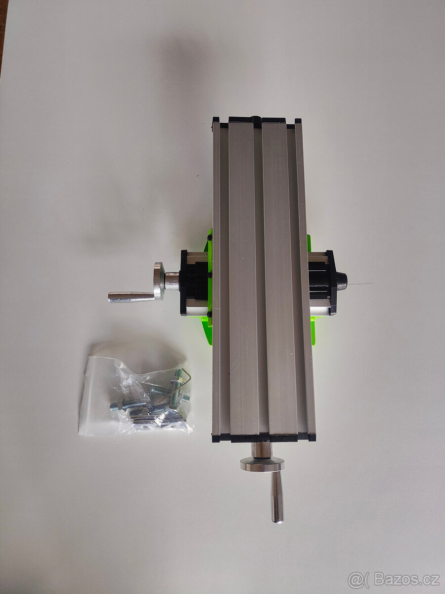 Posuvný křížový stůl s T drážkou pro frézku, vrtačku, frézu