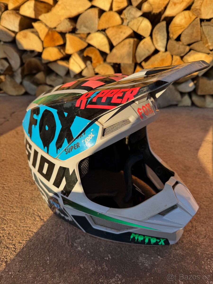 přilba FOX enduro motocross