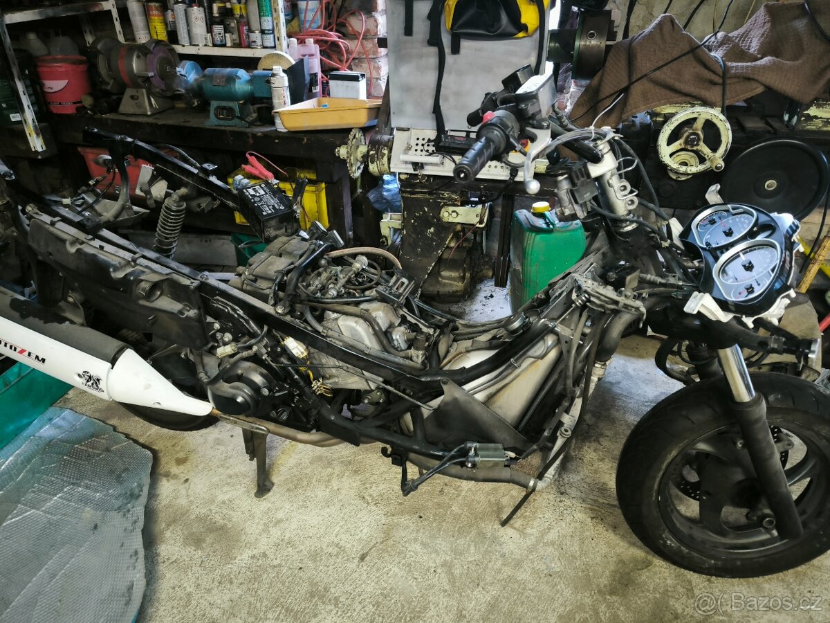 Honda sw 400 t na dily