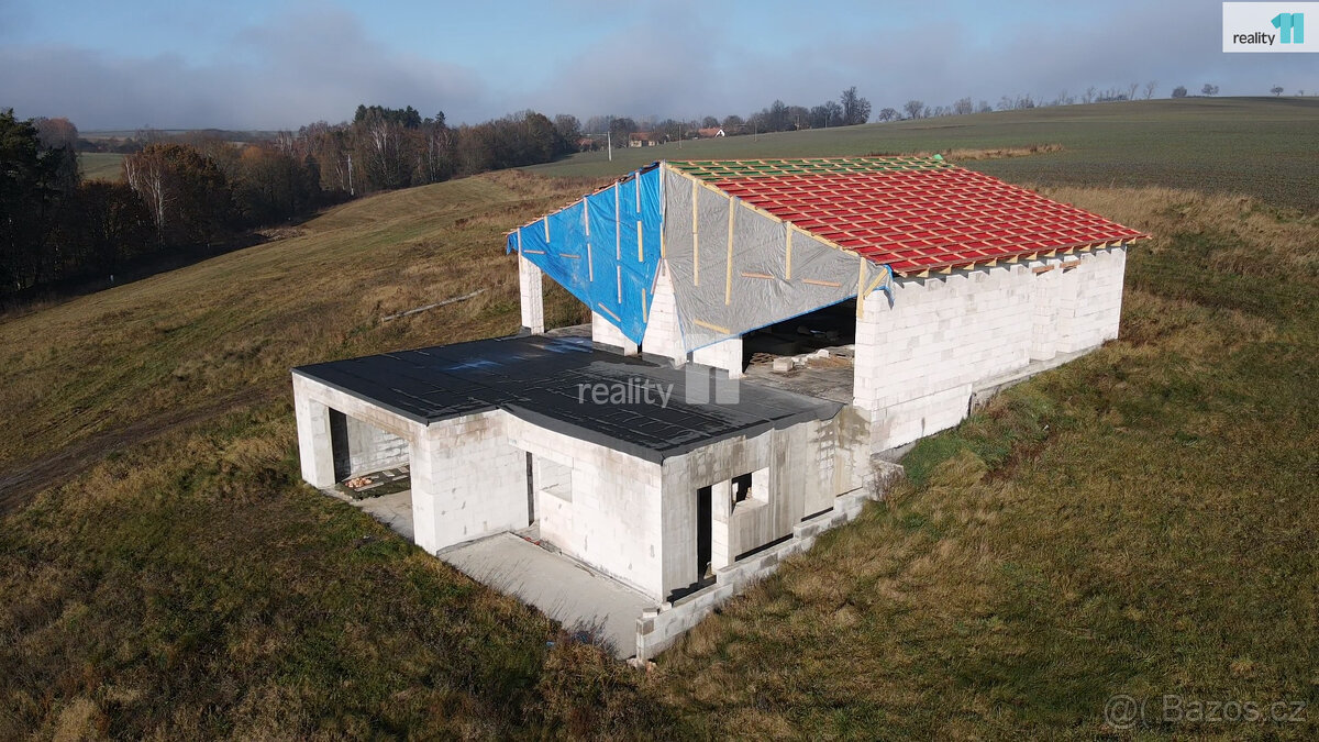 Prodej rozestavěného rodinného domu, obec Onšov, okres Pelhř