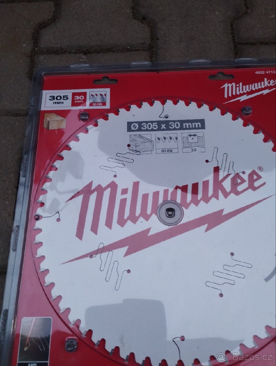 Milwaukee kotouč pila