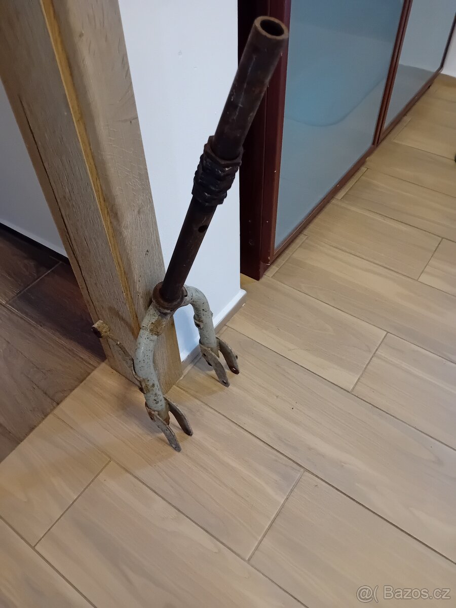 Cz 175