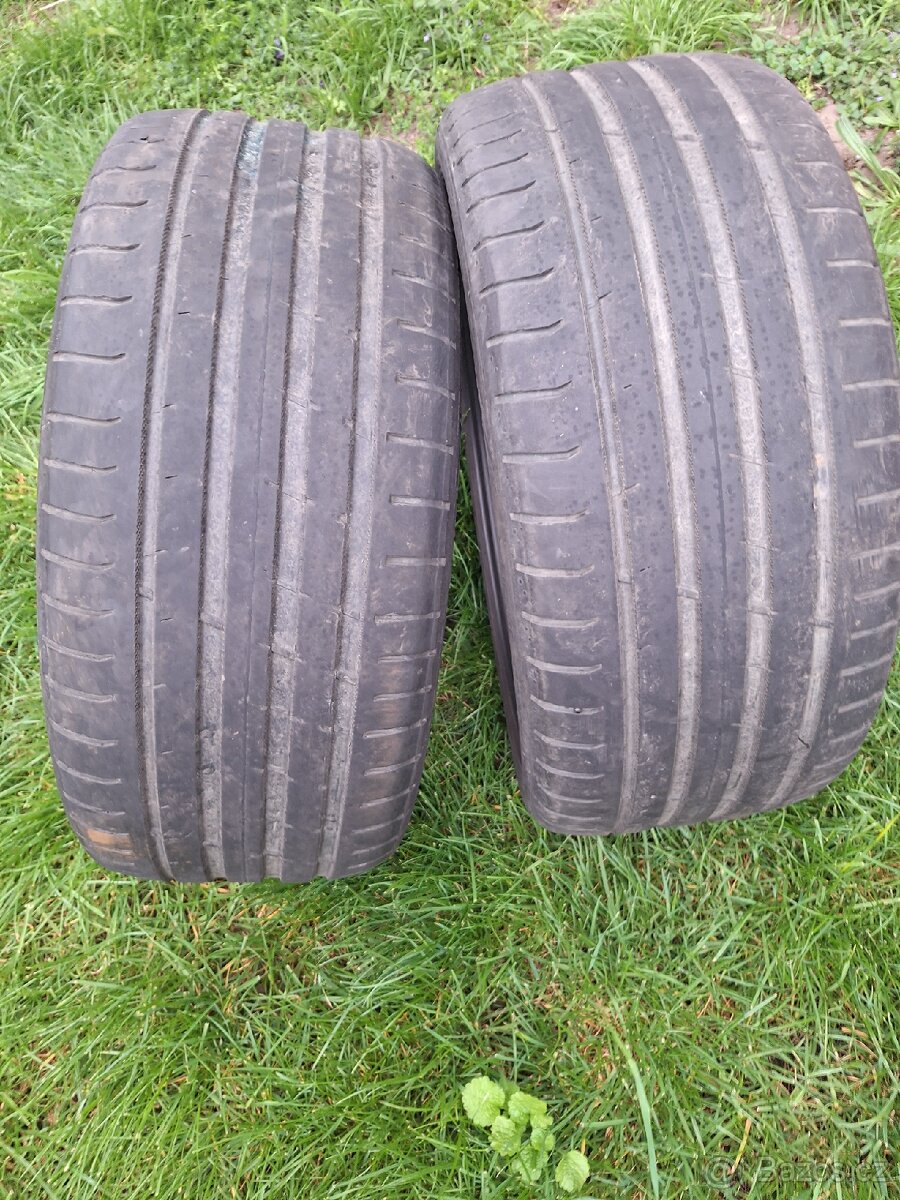 Letni pneu NOKIAN 235/45/r17
