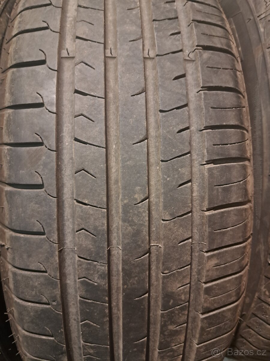 letní pneumatiky 215/55/16