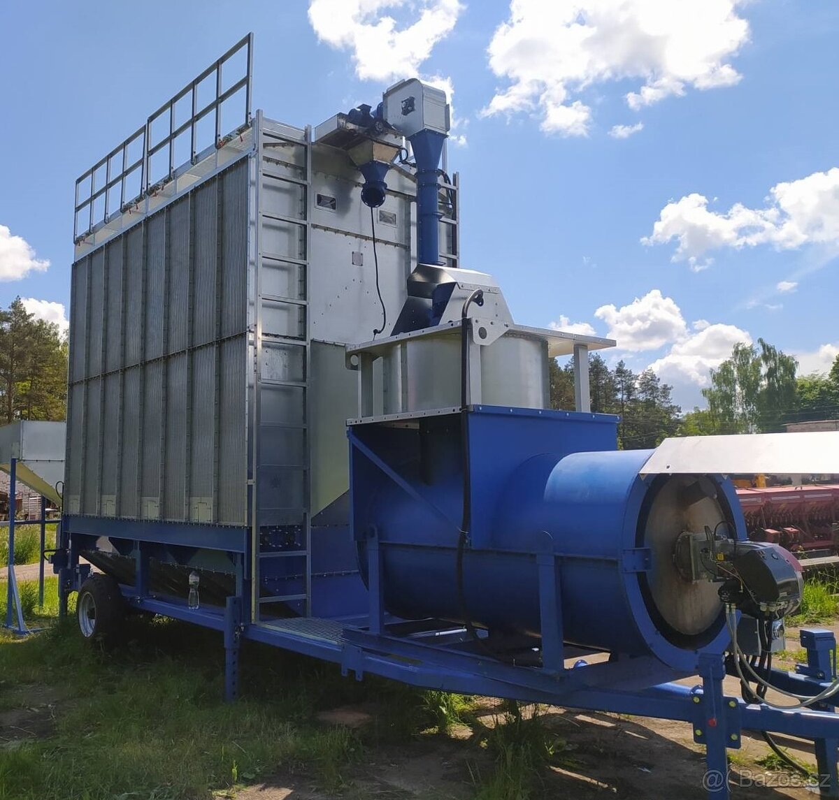 Mobilní sušička obilí SZK-18.