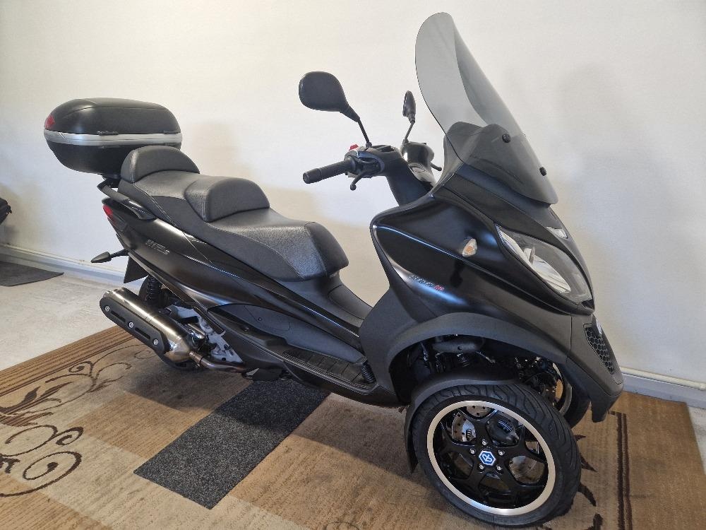 Piaggio MP3 500 LED ESP USB 5/2015
