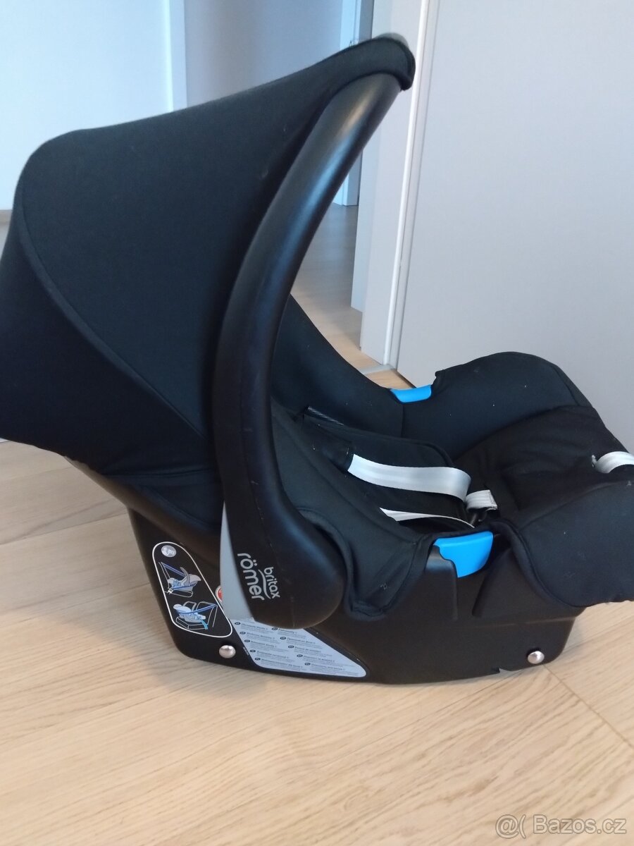 Vajíčko Britax Romer baby safe cosmos black