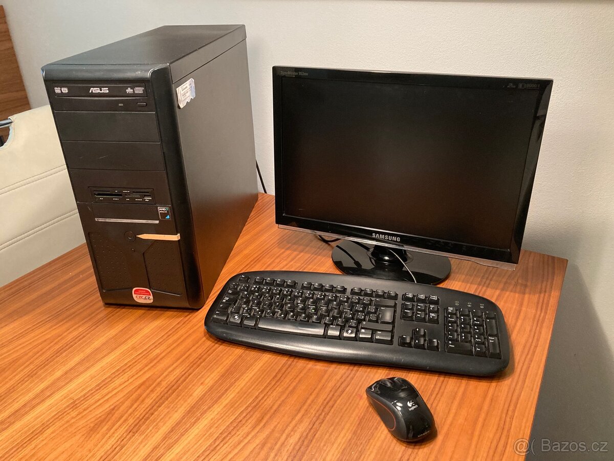 Stolní počítač PC kompletní, čistá Windows 10